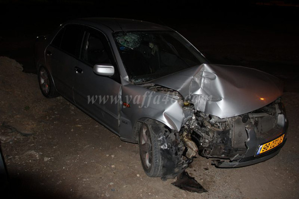  بالصور: منتصف الليلة - اصابة متوسطة لشاب بحادث طرق ذاتي بمدينة اللد 